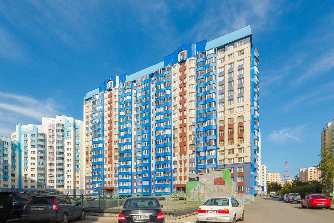 Nsk-Kvartirka, Gorskiy Apartment, 67 Novoszibirszk Kültér fotó